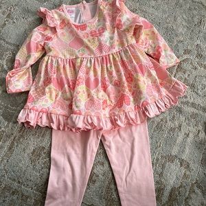 Ricrac & Ruffles 18 month 2 piece set Pink and heart print.  New with tags!